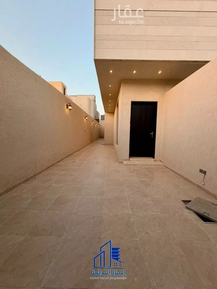 Floor for Sale in Riyadh Dhahrat Al Badi'ah 15