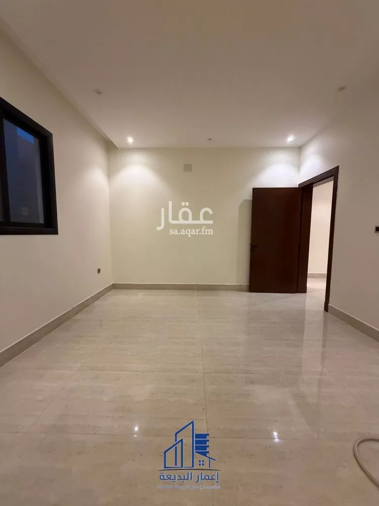 دور للبيع في شارع بكر بن العلاء, حي ظهرة البديعة, مدينة الرياض, منطقة الرياض 18