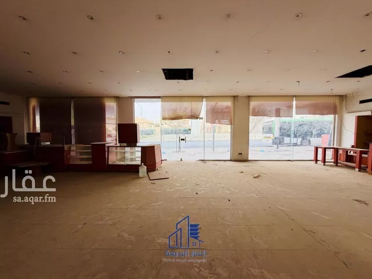 عمارة للإيجار في شارع المدينة المنورة, حي العريجاء الأوسط, مدينة الرياض, منطقة الرياض 7