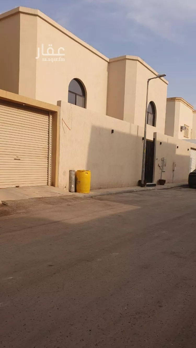 فيلا للبيع في شارع الضبيعة السفلى, حي ظهرة البديعة, مدينة الرياض, منطقة الرياض صورة 2