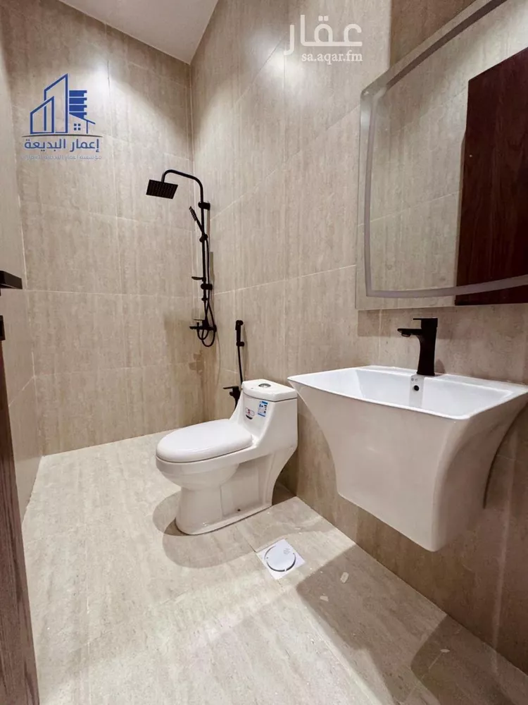 Floor for Sale in Riyadh Dhahrat Al Badi'ah 8