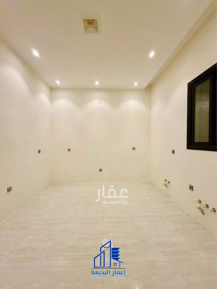 Floor for Sale in Riyadh Dhahrat Al Badi'ah 13