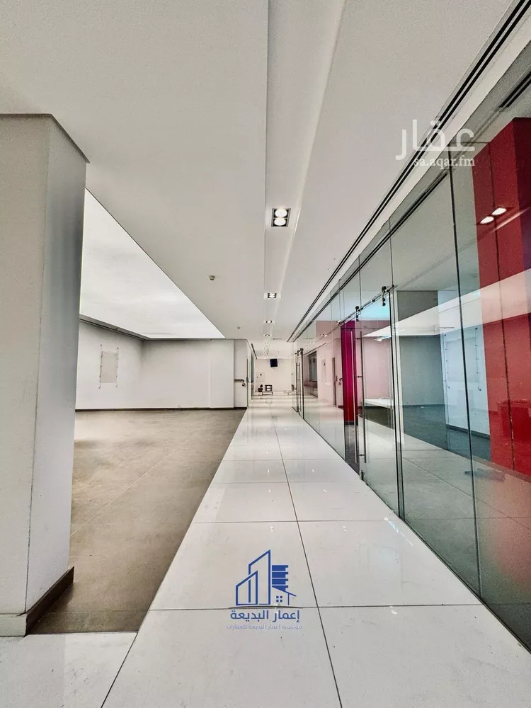 عمارة للإيجار في شارع المدينه المنوره, حي ظهرة البديعة, مدينة الرياض, منطقة الرياض صورة 5