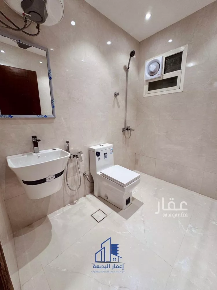 فيلا للبيع في شارع عامر الانصاري, حي الزهرة, مدينة الرياض, منطقة الرياض 22
