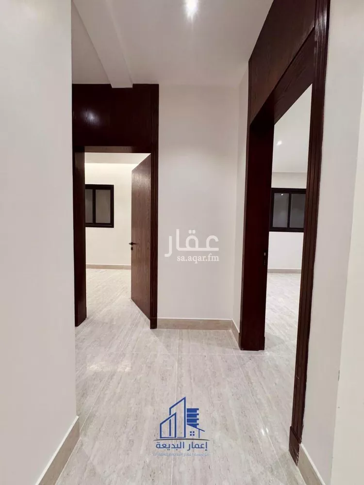 Floor for Sale in Riyadh Dhahrat Al Badi'ah 17