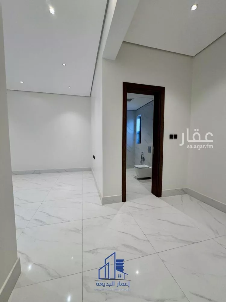 دور للبيع في شارع وادي الدويمة, حي ظهرة البديعة, مدينة الرياض, منطقة الرياض 12