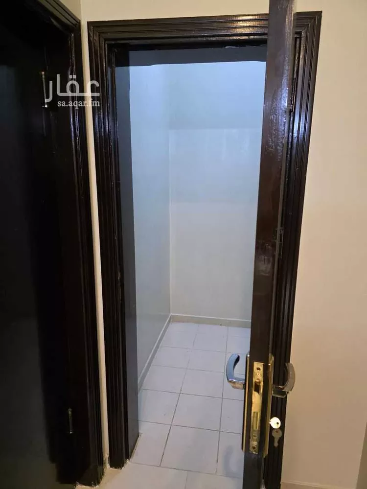 شقة للإيجار في شارع هارون الخطيب ، حي السنابل ، جدة ، جدة صورة 4
