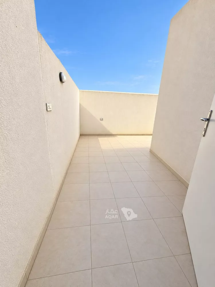 Apartment for Rent in Riyadh Al Malqa 8