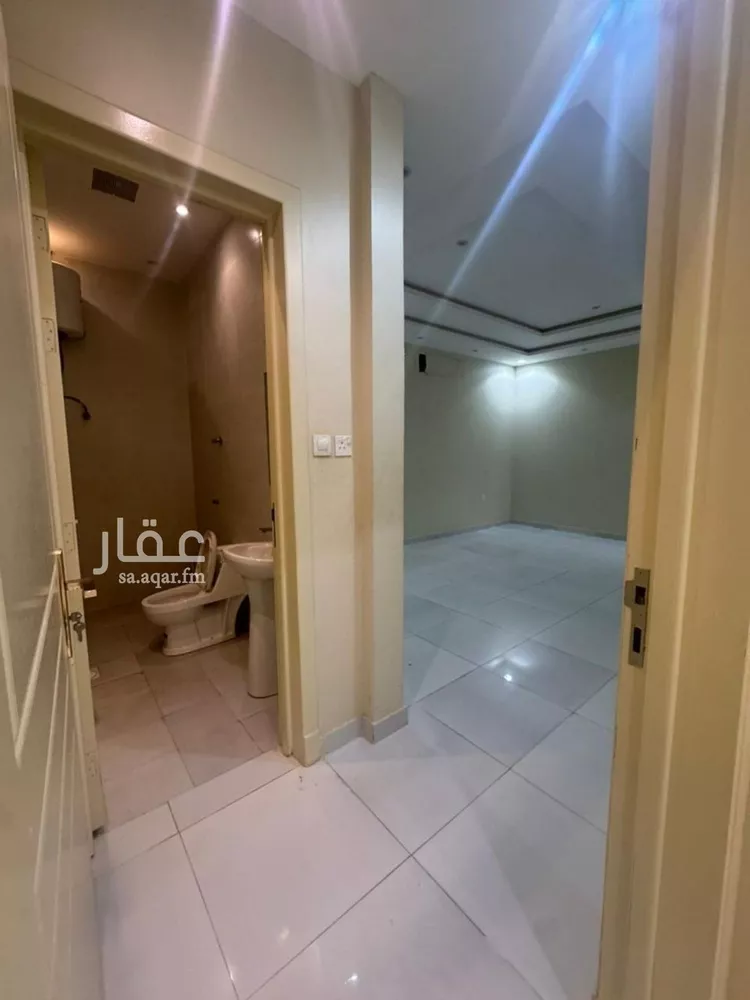 دور للإيجار في شارع محمد بن عيسى العدني, حي المهدية, مدينة الرياض, منطقة الرياض صورة 3