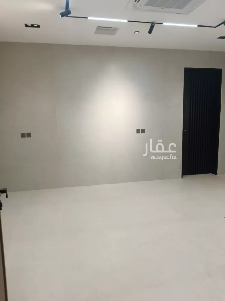 Floor for Rent in Riyadh Al Qadisiyah 10