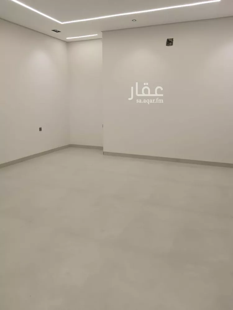 Floor for Rent in Riyadh Al Qadisiyah 8