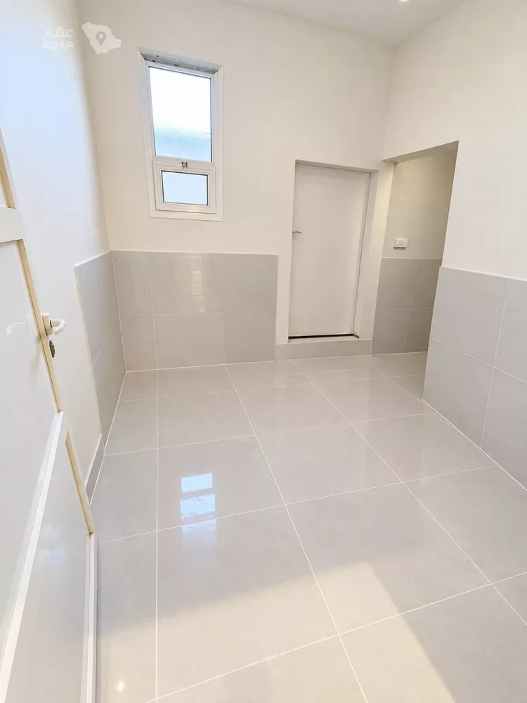 Apartment for Rent in Riyadh Al Malqa 9