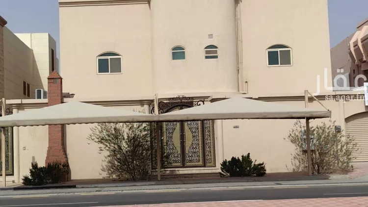 فيلا للبيع في شارع أم المؤمنين جويرية بنت الحارث, حي السلمانية الثاني, مدينة الاحساء, المنطقة الشرقية