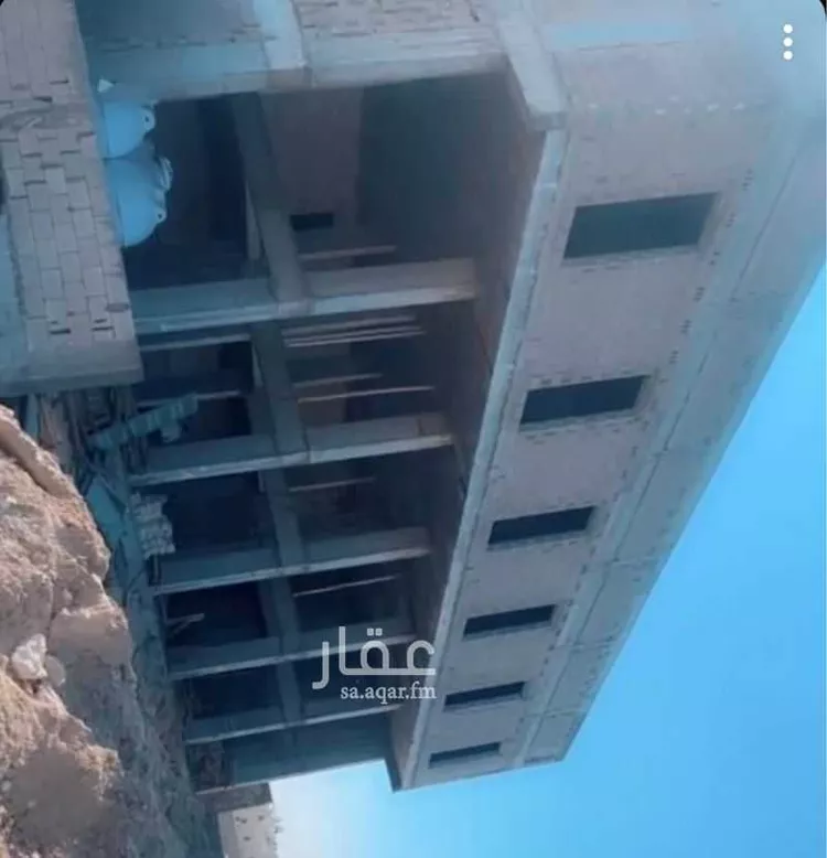 عمارة للبيع في شارع خالد بن سنان, حي الصواري, مدينة الخبر, المنطقة الشرقية 1 صورة