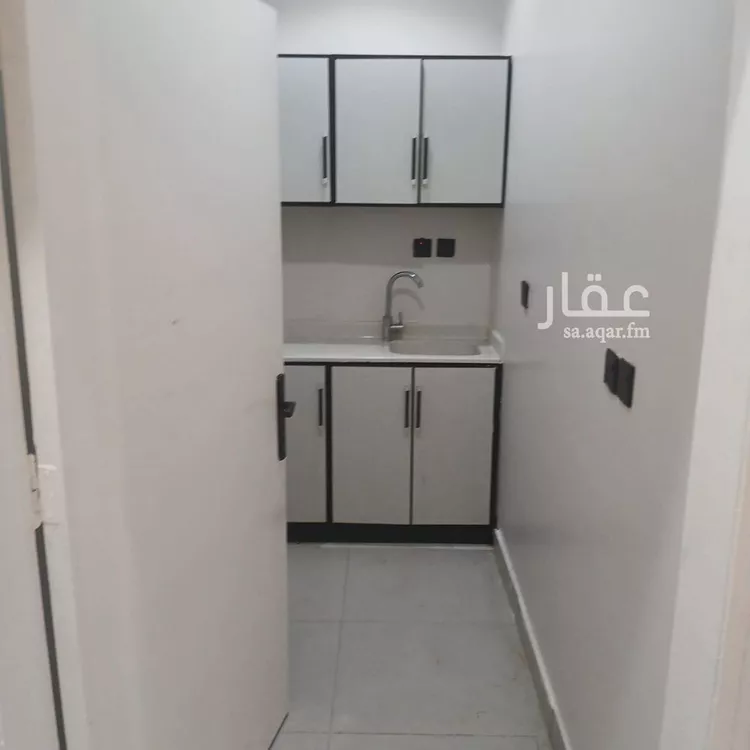 شقة للإيجار في شارع سفيان بن المهاب, حي الملك فيصل, مدينة الرياض, منطقة الرياض صورة 4