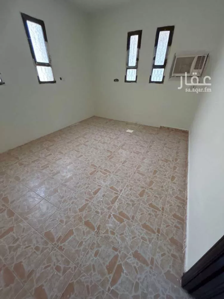 دور للإيجار في شارع شارع بطاح, حي الفاخرية, مدينة الرياض, منطقة الرياض