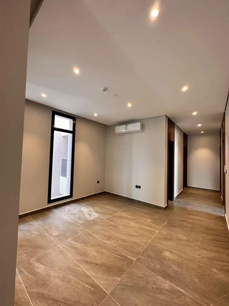 Floor for Rent in Riyadh Al Arid 2