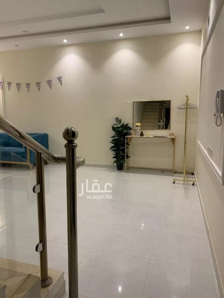 فيلا للبيع في شارع يحيي بن خالد البرمكي, حي المهدية, مدينة الرياض, منطقة الرياض صورة 2