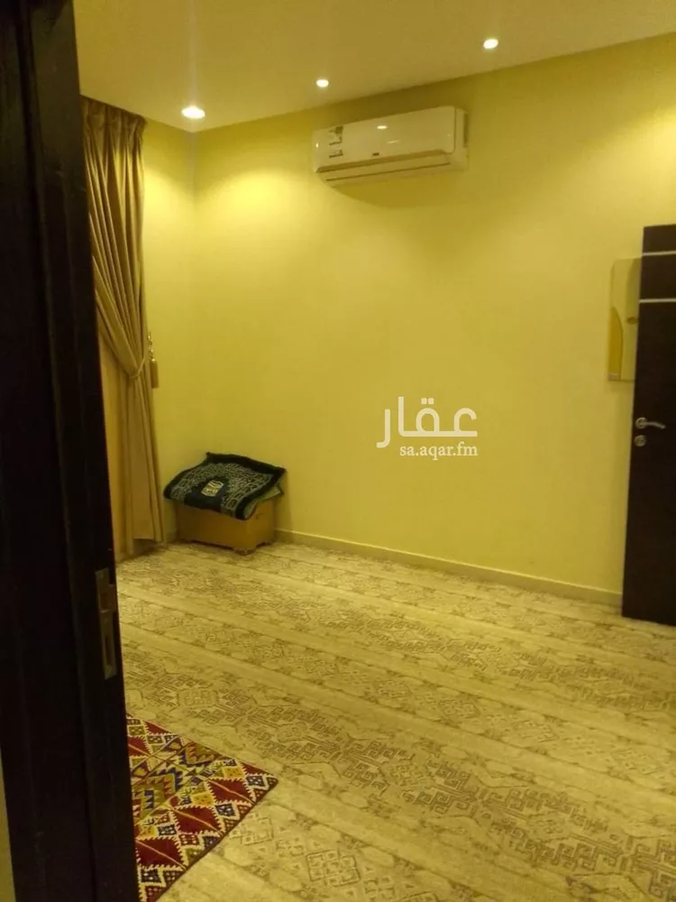 فيلا للإيجار في شارع عبدالرحمن ابن مرشد, حي المهدية, مدينة الرياض, منطقة الرياض صورة 2