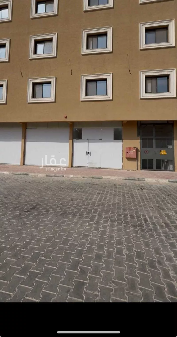 عمارة للإيجار في شارع الملك عبدالعزيز ال سعود, حي حي ج3, مدينة حريملاء, منطقة الرياض صورة 2