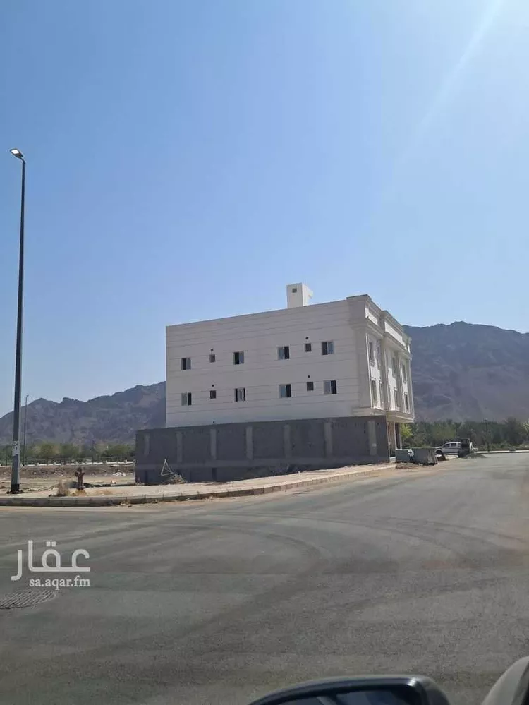 Land for Sale in Medina Al Uyun صورة 4