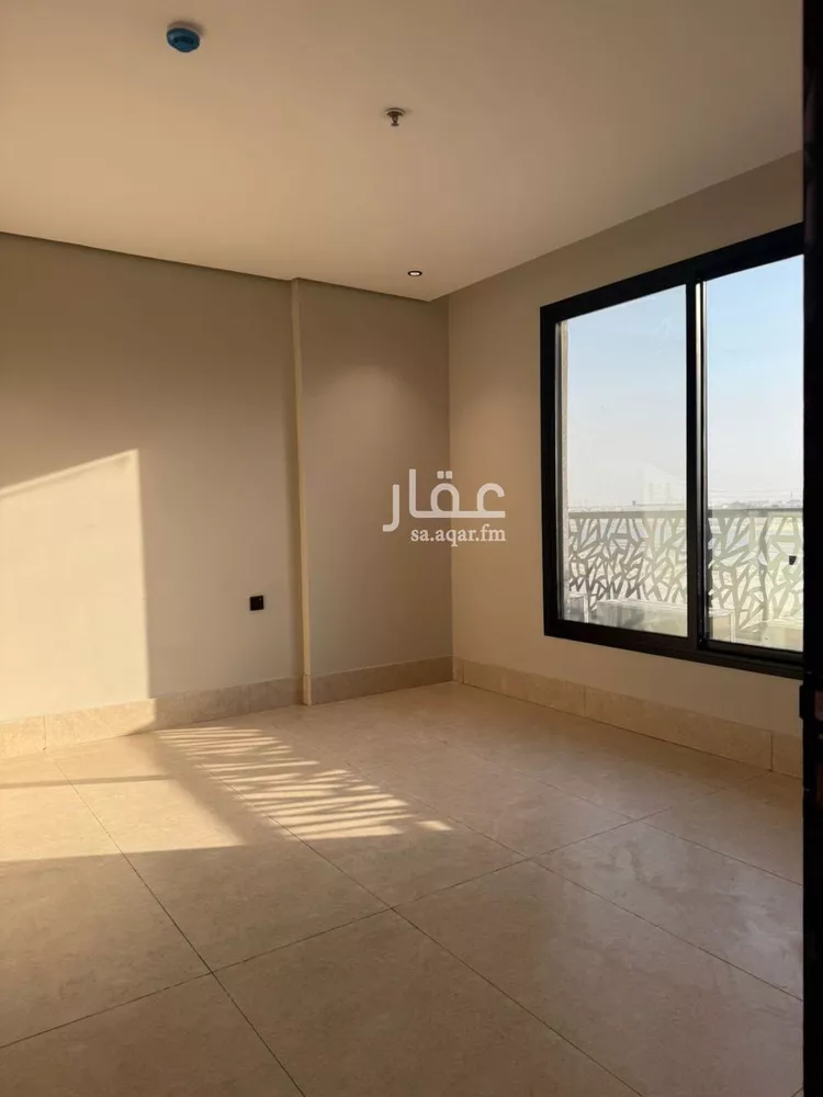 شقة للبيع في شارع خبيب ابن عدي, حي ضاحية الملك فهد, مدينة الدمام, المنطقة الشرقية