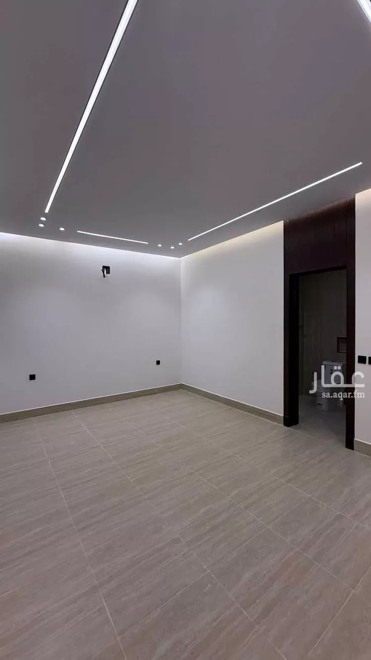 Floor for Sale in Riyadh Dhahrat Namar