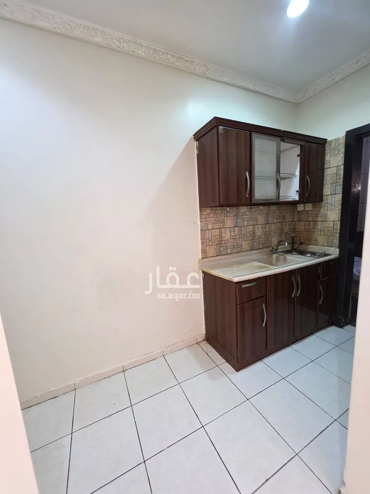 شقة للإيجار في شارع  عبدالله ابن سعود ابن عبدالعزيز, حي إشبيلية, مدينة الرياض, منطقة الرياض صورة 2