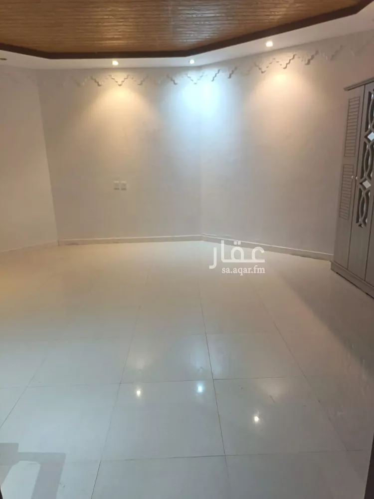 شقة للإيجار في شارع عبدالله ابن سعود ابن عبدالعزيز, حي إشبيلية, مدينة الرياض, منطقة الرياض
