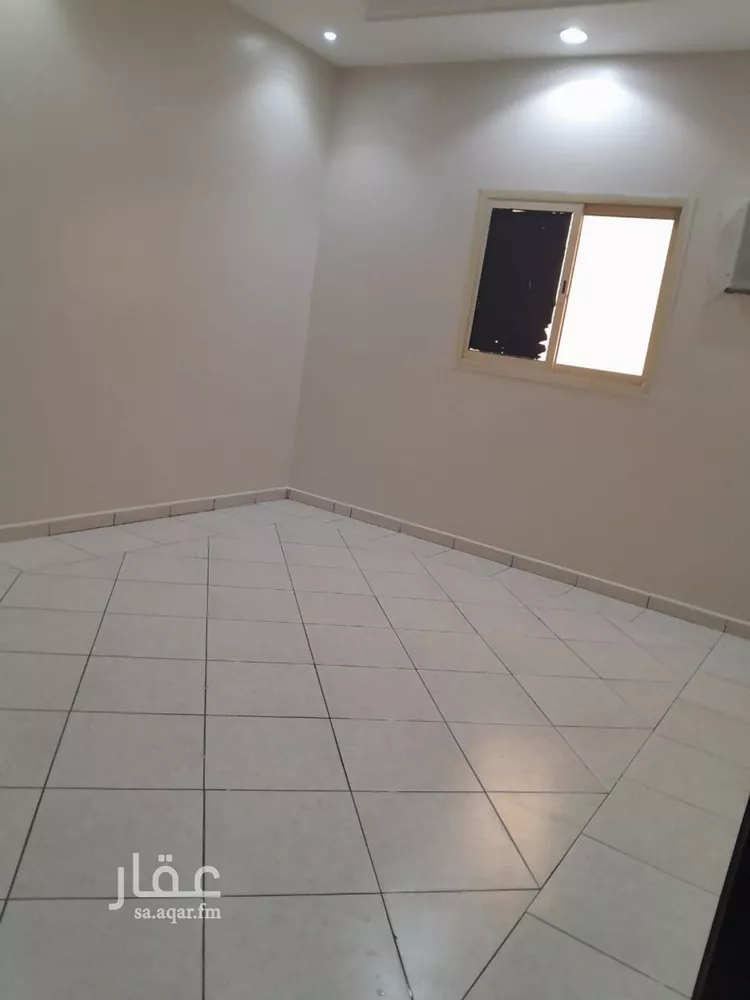 شقة للإيجار في شارع عبدالله ابن سعود ابن عبدالعزيز, حي إشبيلية, مدينة الرياض, منطقة الرياض