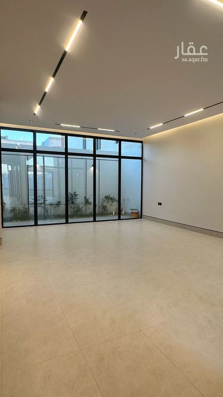 فيلا للبيع في شارع ابي الحسن, حي المهدية, مدينة الرياض, منطقة الرياض صورة 5