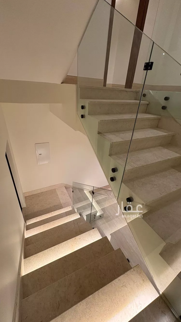 فيلا للبيع في شارع إبراهيم بن محمد الزمزمي, حي المهدية, مدينة الرياض, منطقة الرياض صورة 5