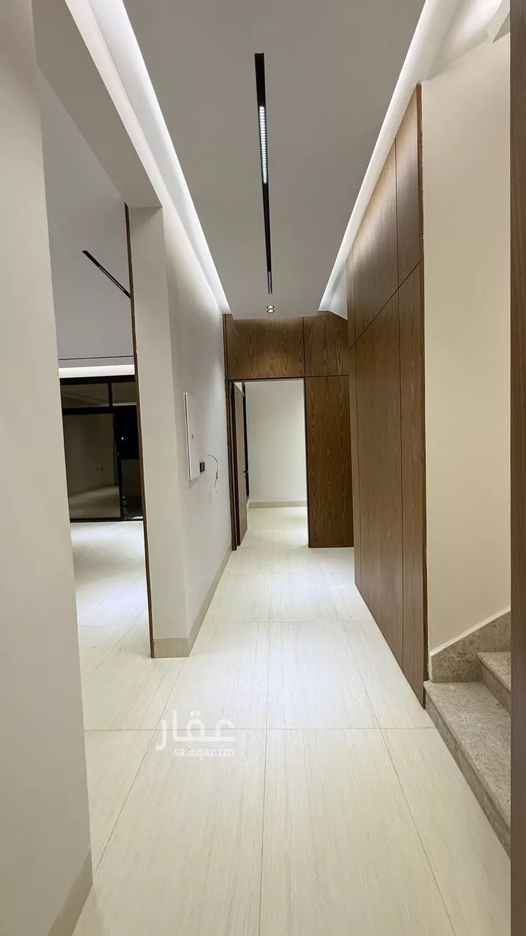 فيلا للبيع في شارع ابي الحسن, حي المهدية, مدينة الرياض, منطقة الرياض صورة 5