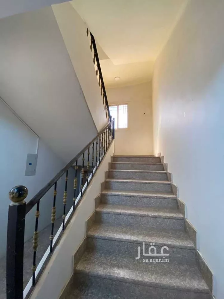 عمارة للبيع في شارع كعب ابن فهد القرشي, حي الظاهرة, مدينة المدينة المنورة, منطقة المدينة المنورة صورة 3
