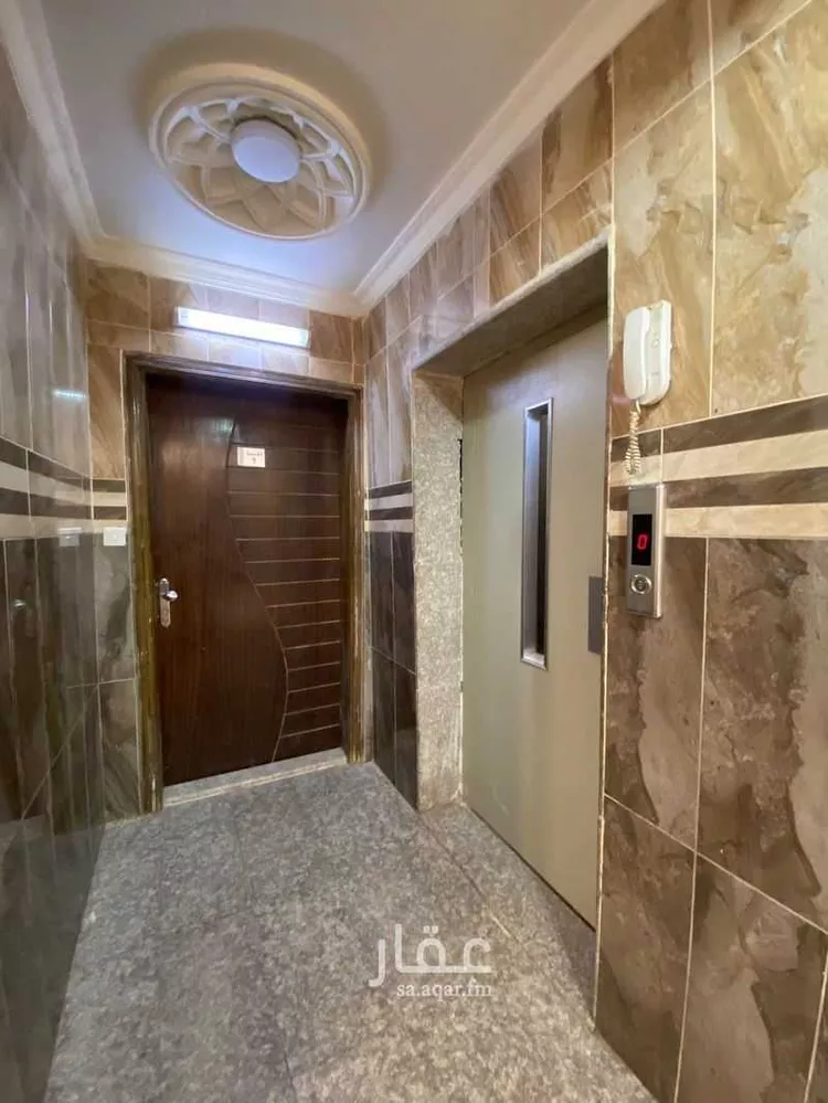 عمارة للبيع في شارع كعب ابن فهد القرشي, حي الظاهرة, مدينة المدينة المنورة, منطقة المدينة المنورة صورة 2