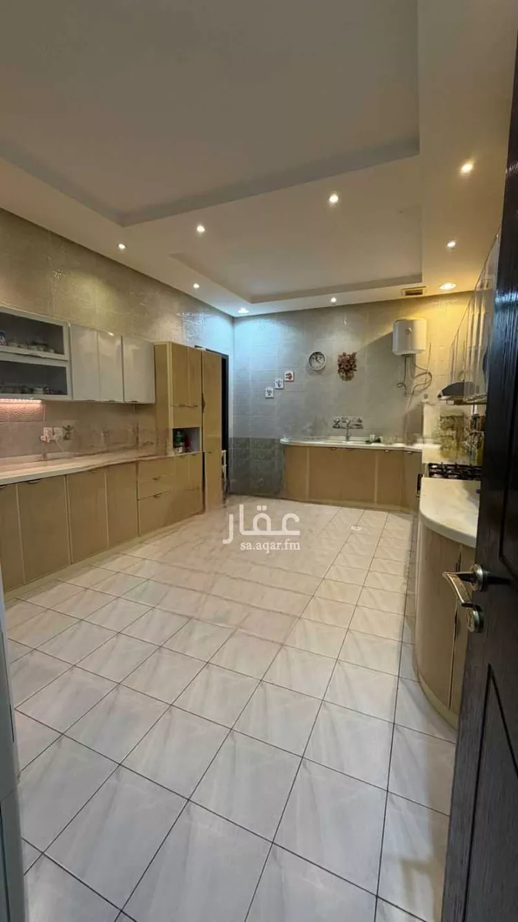 فيلا للإيجار في شارع القصار ، حي اشبيلية ، الرياض ، منطقة الرياض صورة 4