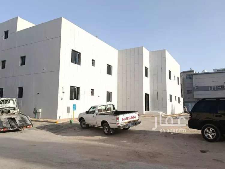 عمارة للإيجار في شارع الامير نواف بن عبدالعزيز ، حي أم الحمام الشرقي ، الرياض ، منطقة الرياض
