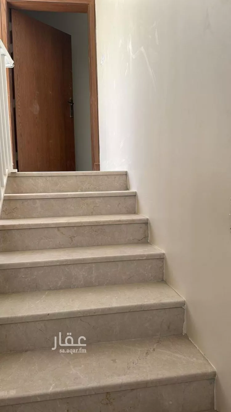 فيلا للإيجار في شارع مالك المغربي, حي الزهراء, مدينة الرياض, منطقة الرياض صورة 3