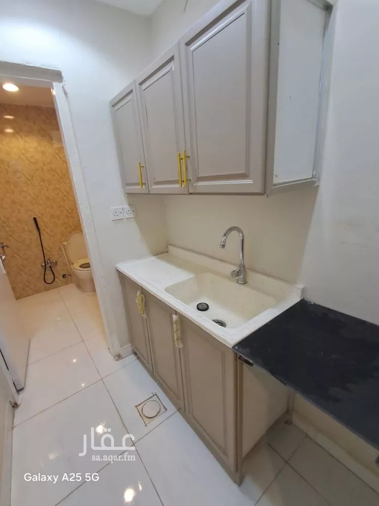 شقة للإيجار في شارع قناة السويس, حي العقيق, مدينة الرياض, منطقة الرياض صورة 4