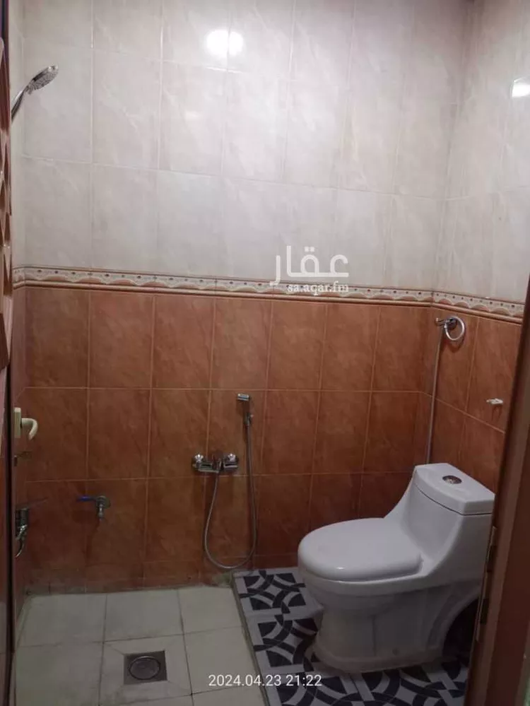 غرفة للإيجار في شارع عمر بن الخطاب, حي الشروفية, مدينة الاحساء, المنطقة الشرقية صورة 2