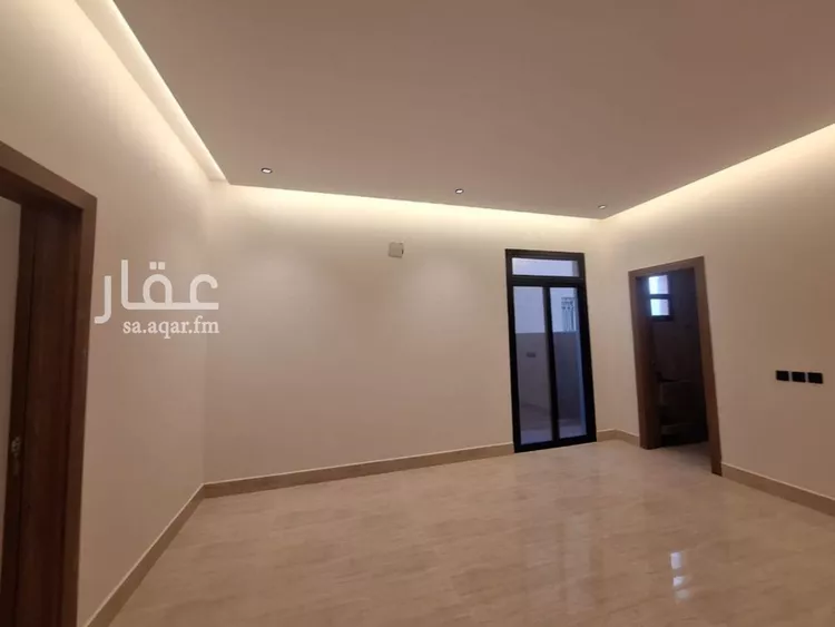 فيلا للبيع في شارع علي الغاياتي, حي المهدية, مدينة الرياض, منطقة الرياض صورة 2