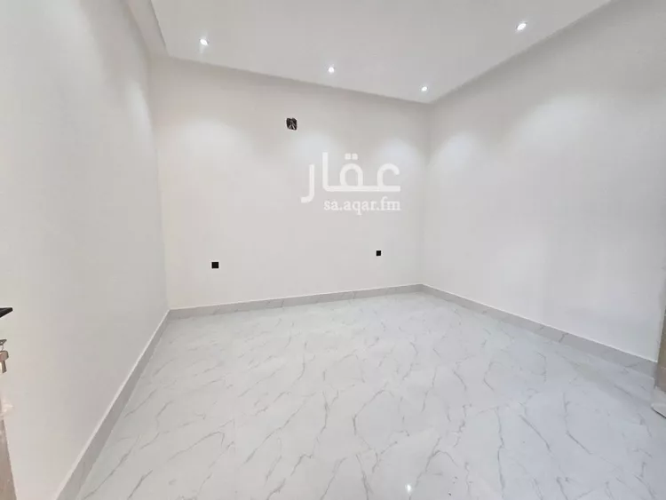 فيلا للبيع في شارع محمد الموصلي, حي العريجاء الغربي, مدينة الرياض, منطقة الرياض صورة 2