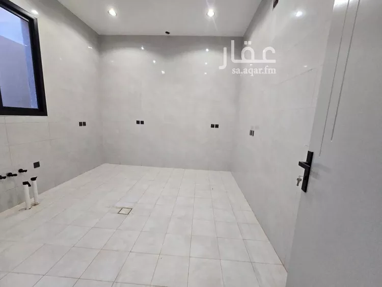 فيلا للبيع في شارع العرضية, حي طويق, مدينة الرياض, منطقة الرياض صورة 2