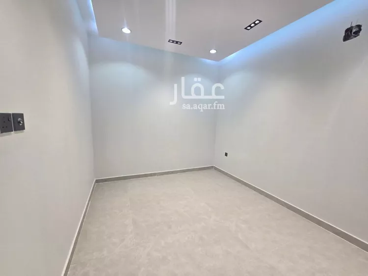 فيلا للبيع في شارع البغوي, حي العريجاء الأوسط, مدينة الرياض, منطقة الرياض صورة 4