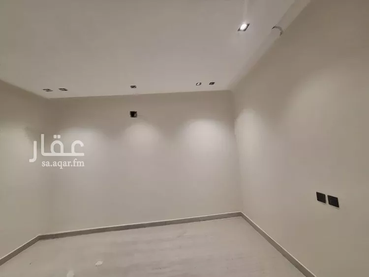 فيلا للبيع في شارع صديق بن السندي الحنفي, حي طويق, مدينة الرياض, منطقة الرياض صورة 4