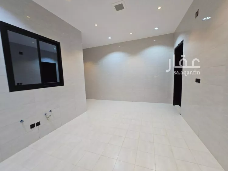 فيلا للبيع في شارع البغوي, حي العريجاء الأوسط, مدينة الرياض, منطقة الرياض صورة 4