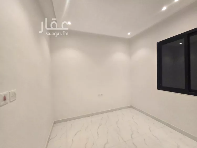 فيلا للبيع في شارع أسعد الحطابي, حي العريجاء الأوسط, مدينة الرياض, منطقة الرياض صورة 4