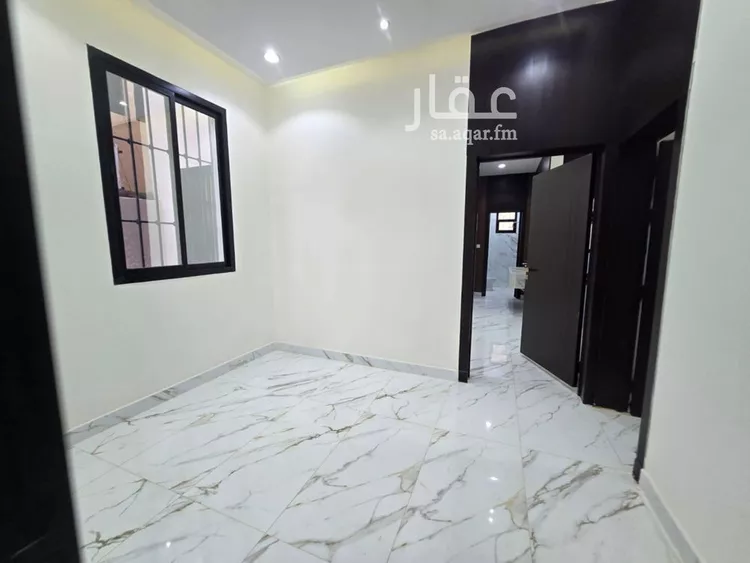 فيلا للبيع في شارع بيضاء نثيل, حي العريجاء الغربي, مدينة الرياض, منطقة الرياض 8