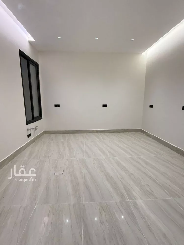 فيلا للبيع في شارع حيرة, حي عكاظ, مدينة الرياض, منطقة الرياض صورة 4