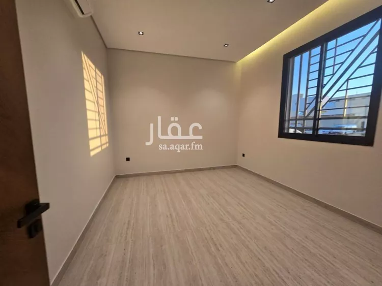 فيلا للبيع في شارع رقم 42, حي ظهرة لبن, مدينة الرياض, منطقة الرياض